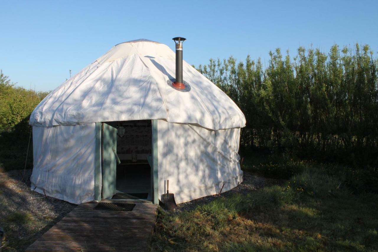Talbenny Mill Haven Place Glamping-Yurt 1 מראה חיצוני תמונה